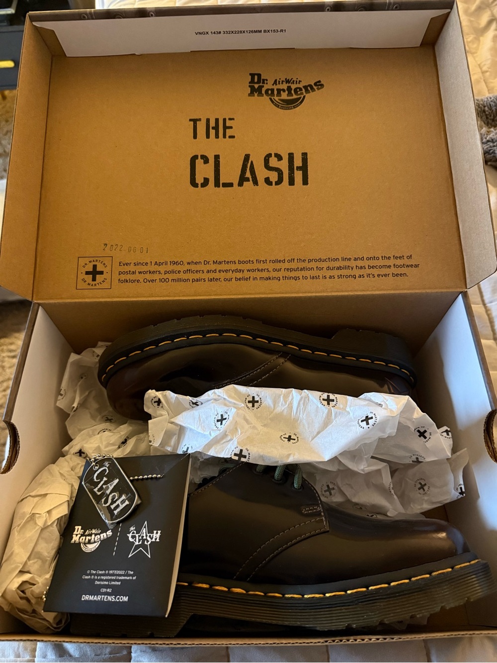Dr. Martens The Clash shoes - Picture 3 of 6